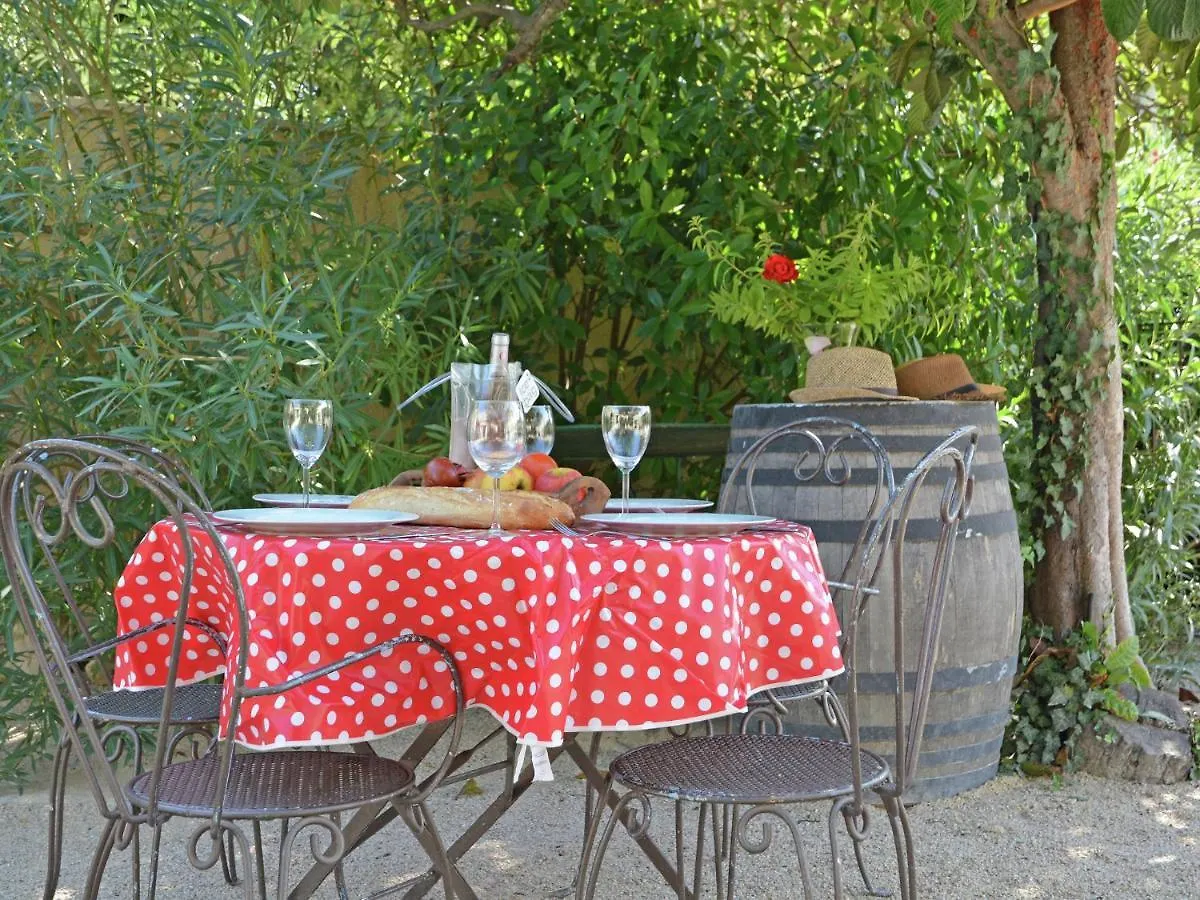 Superb Holiday Flat With Private Pool Carpentras Francie